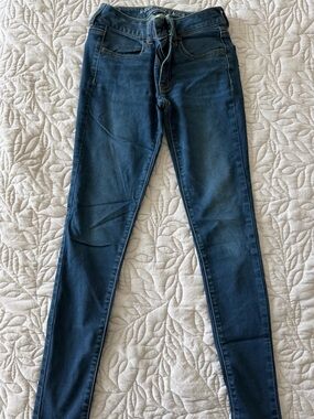 American Eagle skinny jeans